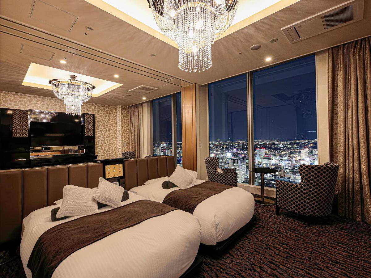 Apa Hotel & Resort Yokohama Bay Tower Exterior foto